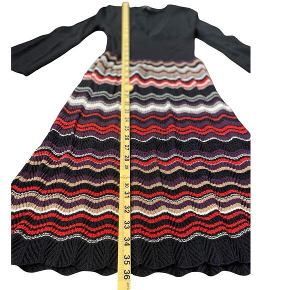 Nine West Black Multicolor Chevron Knit Sweater Dress Bell Sleeve V Neck Medium - Picture 6 of 10
